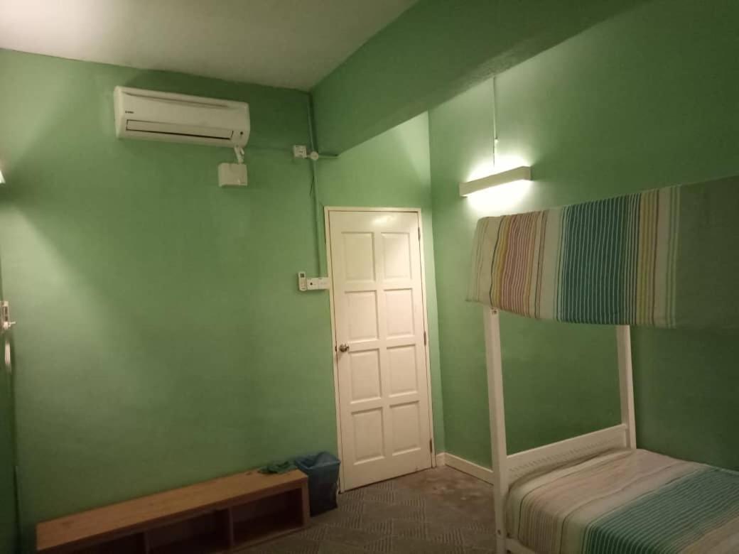 Langkawi Dormitorio Пантай Ченанг Екстериор снимка